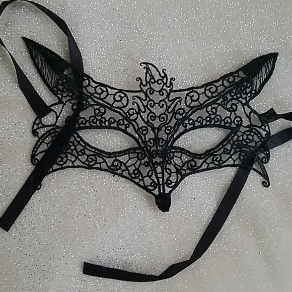 Halloween Black Sexy Adjustable Fox Mask - Picture 2 of 5